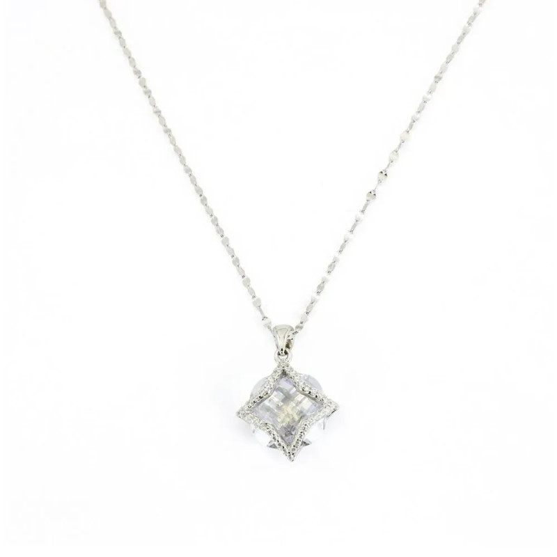Neue Halskette aus Silber mit geschliffener Blume