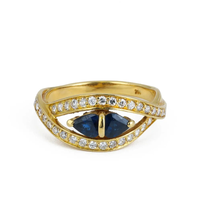 Ring aus 18 Karat Gelbgold mit Saphir und Diamanten