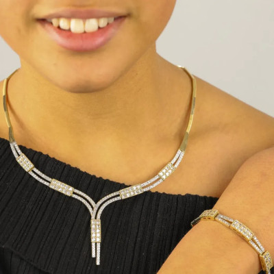 Parure Collier, Bracelet en Or jaune 18k avec Zirconiums