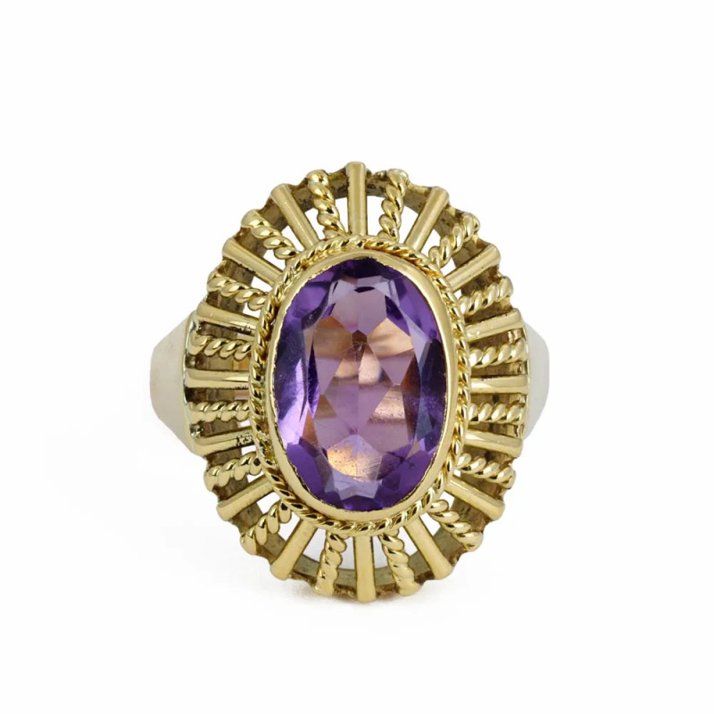 Ring aus 18 Karat Gelbgold mit Amethyst