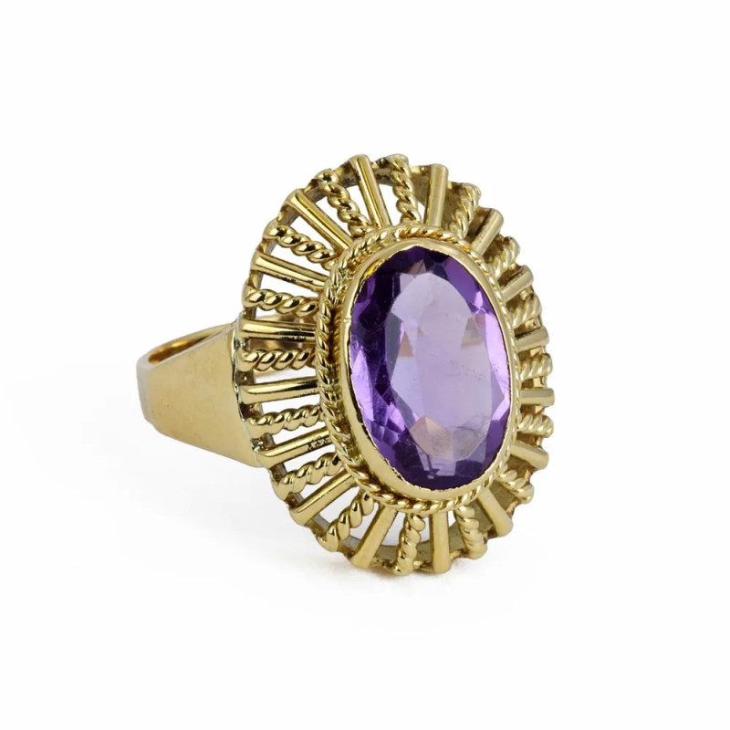 Ring aus 18 Karat Gelbgold mit Amethyst