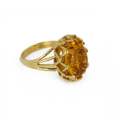 Ring aus 18 Karat Gelbgold mit Citrin