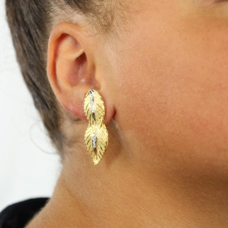 18k yellow gold earrings - "Textured foliage" motif