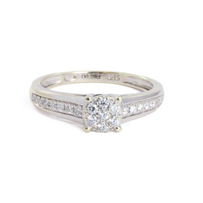 Bague en or blanc 8k avec Cubic zirconiums