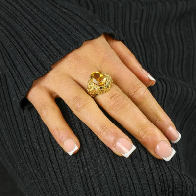 Ring aus 18 Karat Gelbgold mit Citrin