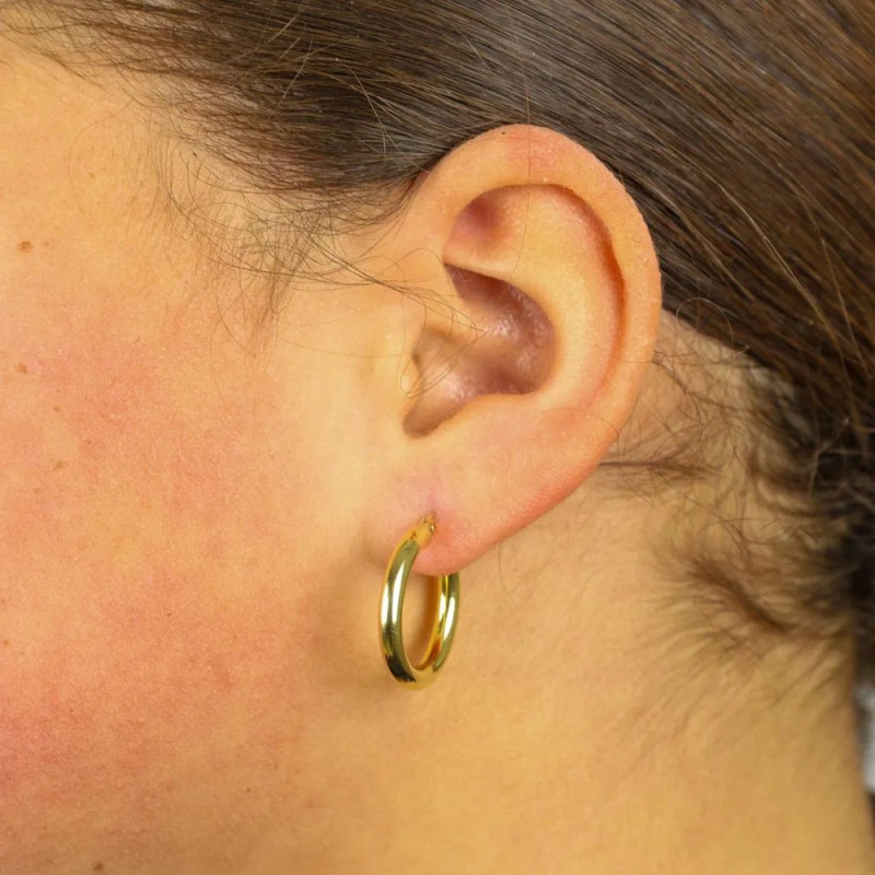 Ohrringe aus 18 Karat Gelbgold – Creolen-Stil