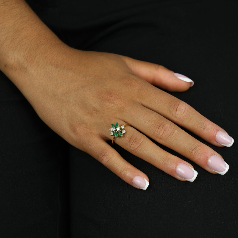 Catawiki - Bague en Or jaune 18k avec Emeraudes et Diamants