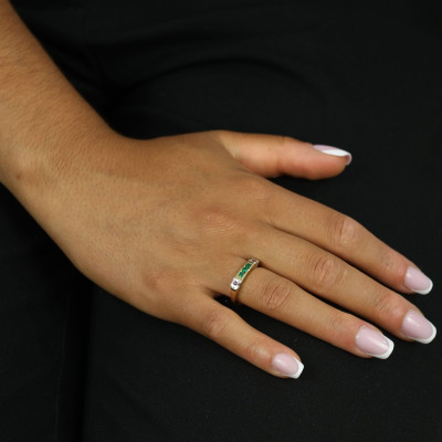 Catawiki - Bague en Or jaune et blanc 18k avec Emeraudes, Diamants et Rubis